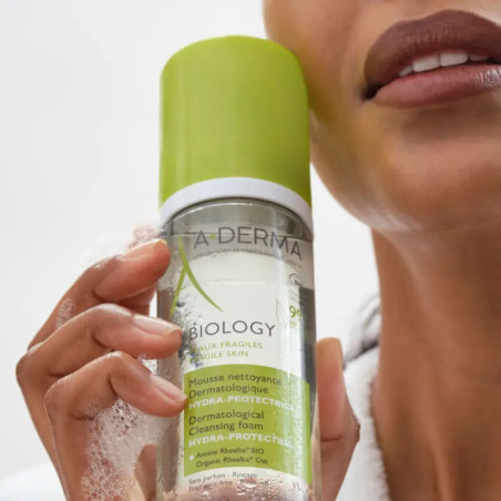 A-Derma Biology – Mousse Nettoyante Hydra-Protectrice